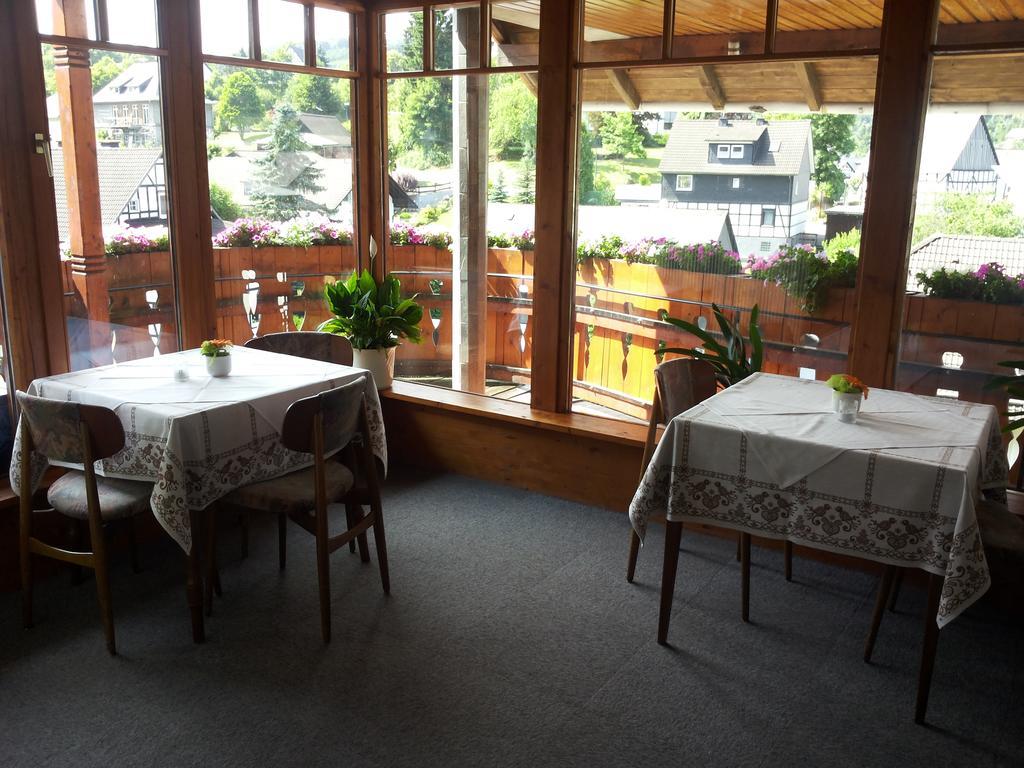 Pension "Dorfkrug" Винтерберг Экстерьер фото