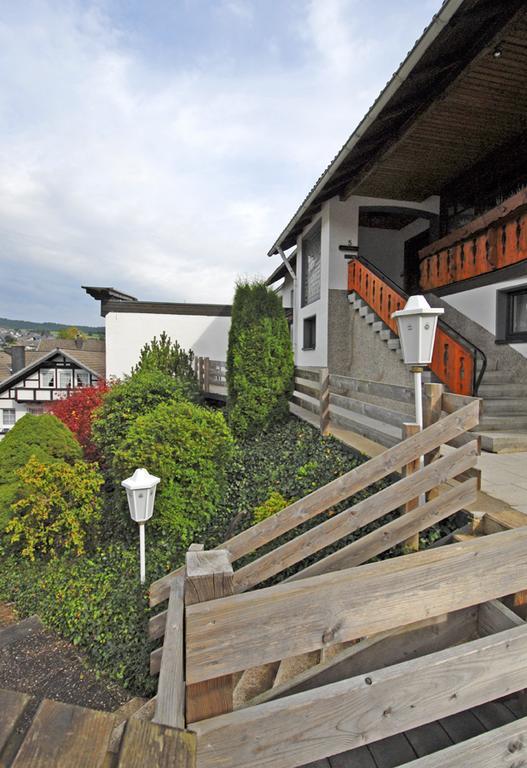 Pension "Dorfkrug" Винтерберг Экстерьер фото