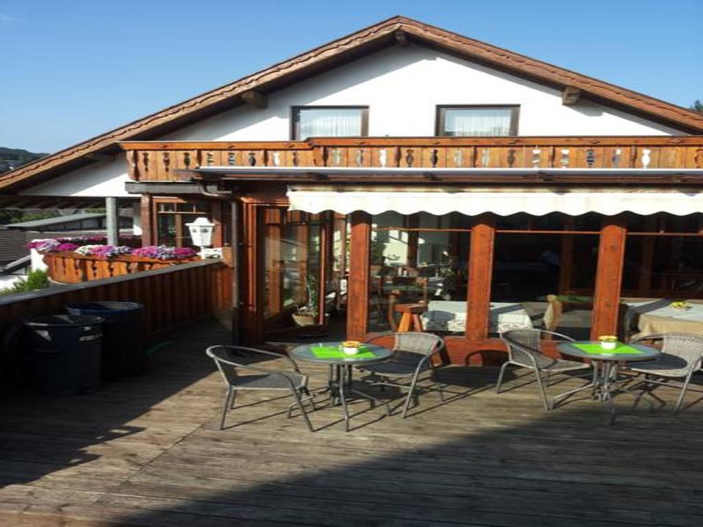 Pension "Dorfkrug" Винтерберг Экстерьер фото