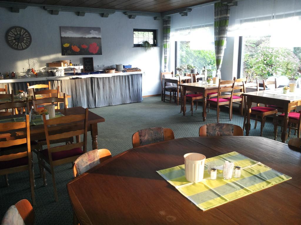 Pension "Dorfkrug" Винтерберг Экстерьер фото