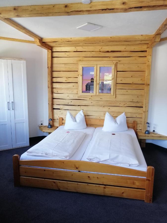 Pension "Dorfkrug" Винтерберг Экстерьер фото